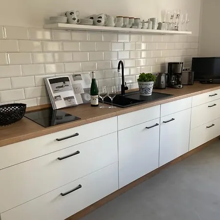 Am Elberadweg Apartment *